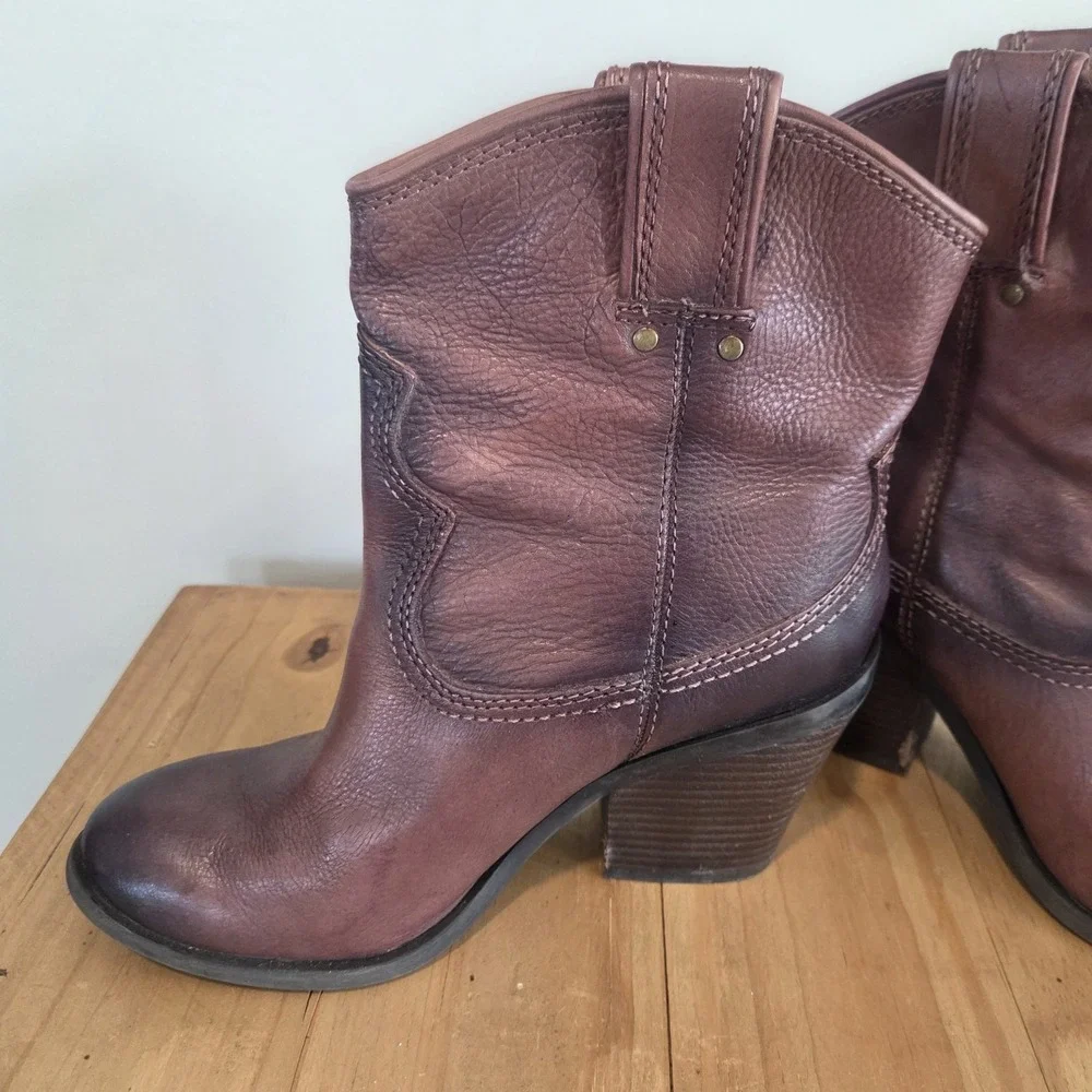 Lucky Brand LK Ellena Boots Womens 7M Burgundy Leather Western Cowboy Ankle...